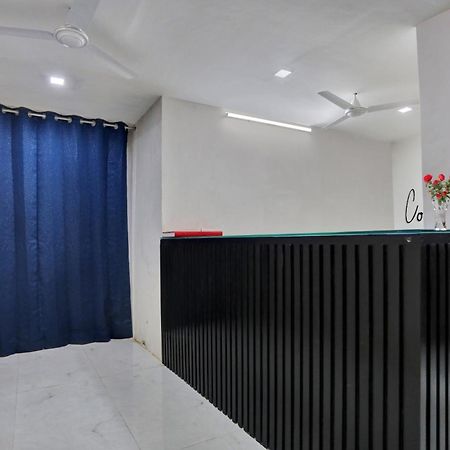 Super Townhouse The Arrow Near Lotus Temple Hotel New Delhi Exterior photo