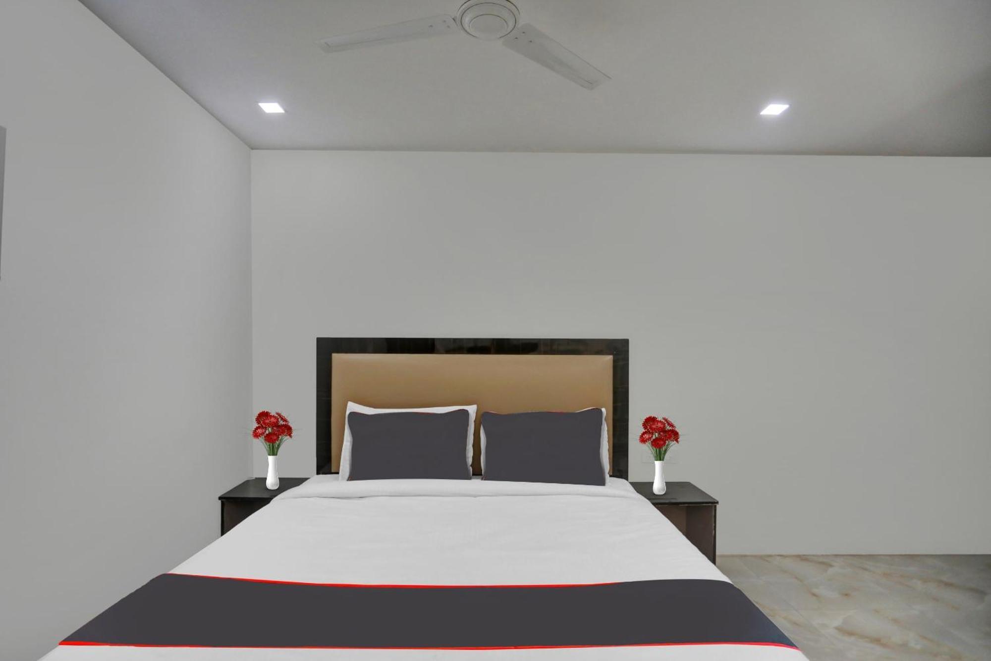 Super Townhouse The Arrow Near Lotus Temple Hotel New Delhi Exterior photo