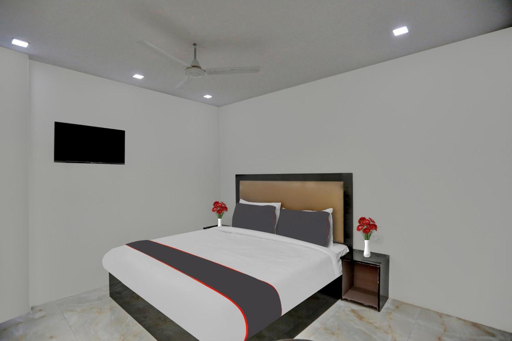 Super Townhouse The Arrow Near Lotus Temple Hotel New Delhi Exterior photo